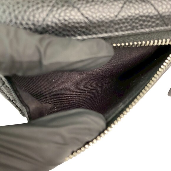 CHANEL Authentic Black Caviar Leather Logo Wallet - Picture 10 of 10